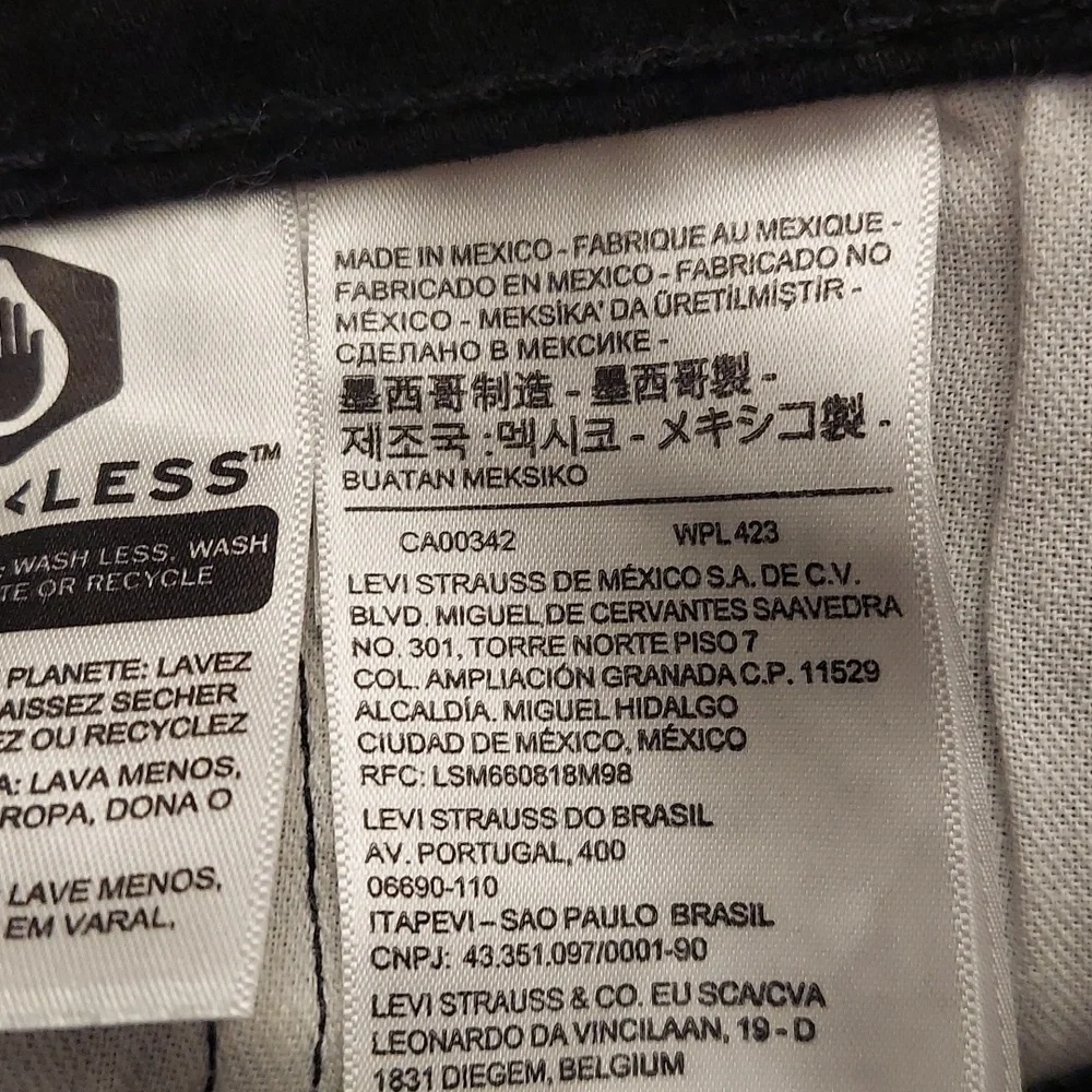 LEVI'S Men's Black Regular Tapered Fit Jeans